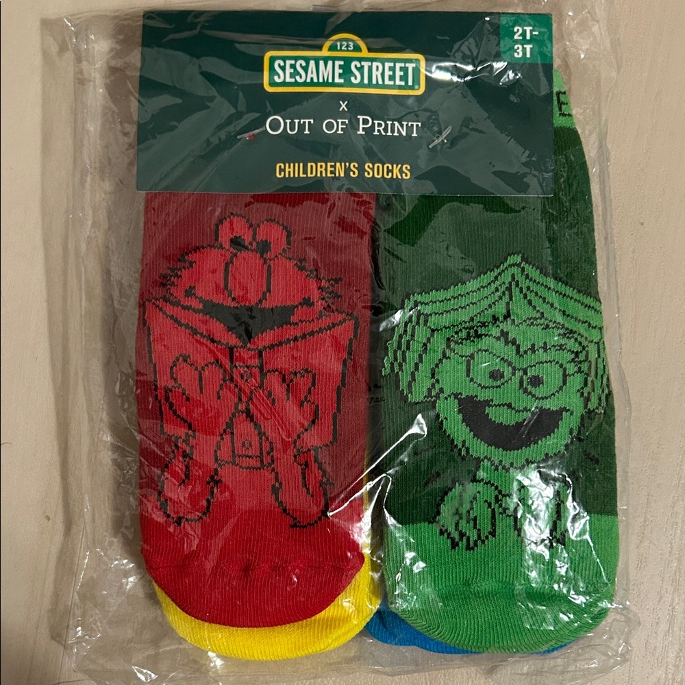 Out of Print Sesame Street Children’s Socks 4/pk